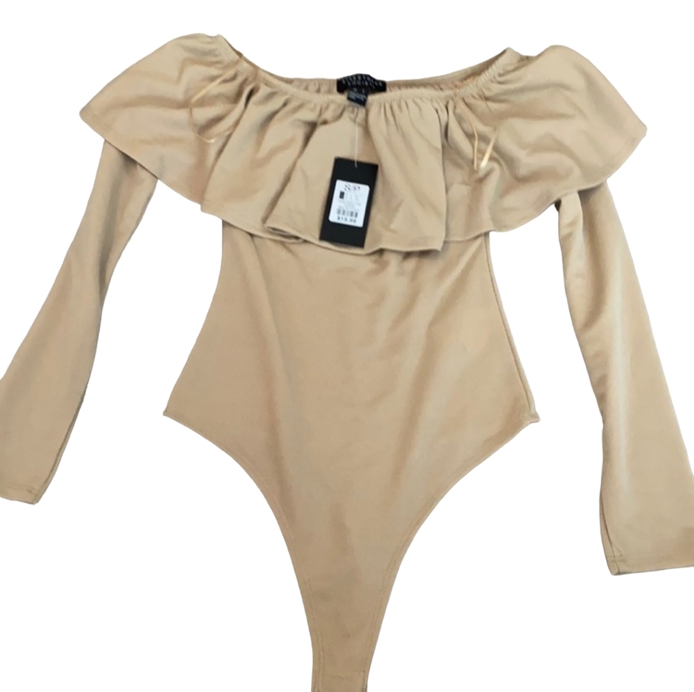 NWT Streetwear Society Tan Beige Off The Shoulder Ruffled Long Sleeve Bodysuit S